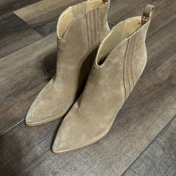 Marc Fisher Shoes - Marc Fisher LTD Tan Suede Western Ankle Booties - Pointed Toe - 9M